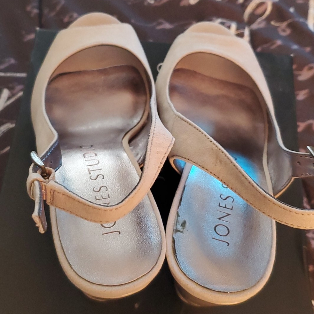 Shoes - Picture 3 of 3